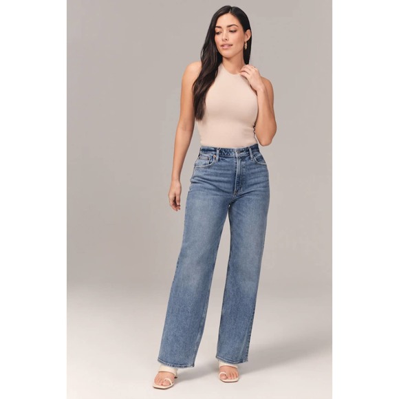 Abercrombie & Fitch Denim - Abercrombie & Fitch Blue Curve Love Highrise 90s Relaxed Jeans 31